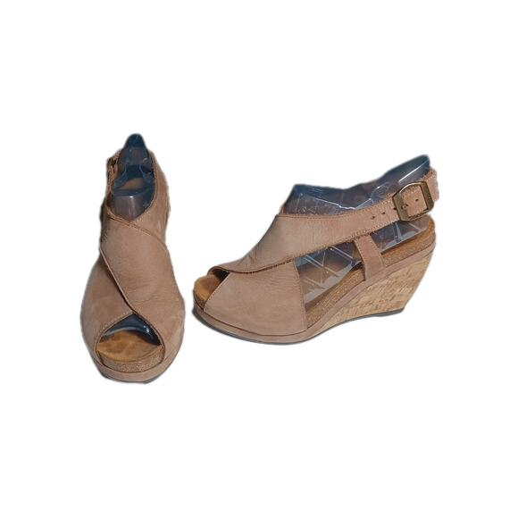 FRAU Platform Wedge Criss Cross Sandals Heels Womens Size 7.5 US 39 Tan Leather - Picture 1 of 11